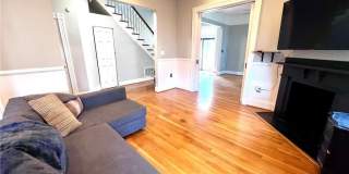 1522 Barron Street Gallery 10