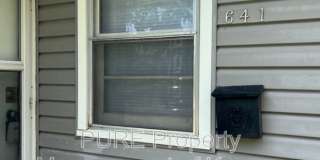 641 SW Oakley Gallery 3