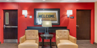 Los Angeles - Ontario Airport Gallery 17