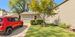 Great Location + HUGE Back Deck + Bonus Living Room + Pet Friendly + Washer and Dryer Included! Available September 18th! Gallery 1
