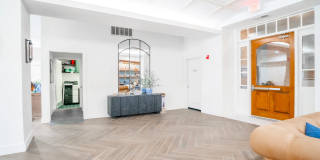 The Henderson Gallery 29