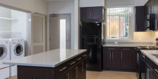 Avalon Ocean Avenue Gallery 5