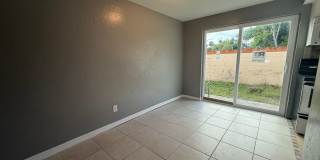 Beautiful 2 Bed 1.5 Bath Townhome AVAILABLE IMMEDIATELY! Gallery 17