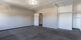 Spacious 4-Bedroom Home with Modern Updates and a Big Yard Gallery 21