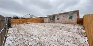 3 Bedroom 2 Bathroom 2 Car Garage Home in Oakdale School District Gallery 26