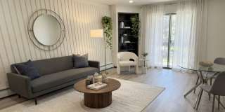 3154 Lakeside Dr Gallery 1