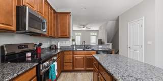 Stylish 3bd 3.5bath townhome for rent in the highly desirable Vermillion Gallery 17