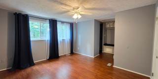 Beautiful Newington Forest Townhome Gallery 16