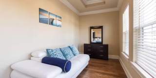 1943 Boardwalk Drive Gallery 18