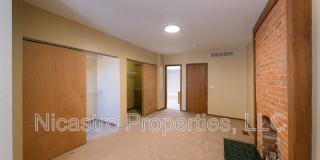 252 S Washington Avenue Gallery 30