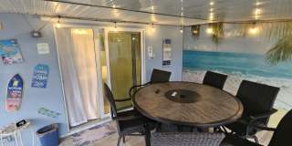 137 Magnolia Street Gallery 7