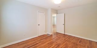 COMING SOON! Cutest 2/1 Bungalow in Hapeville - Housing Vouchers Accepted Gallery 14