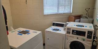 Belmont Shore- rent reduction-condo 4 blocks to beach just off of Second St. Gallery 30