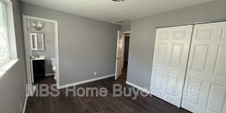 1095 Boone Street Gallery 1