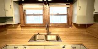 Versatile 2-Bedroom Home with Bonus Room and Spacious Yard Gallery 7