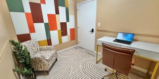 44075 PIPELINE Plaza Gallery 10