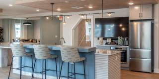 Attain at Towne Centre Gallery 10