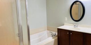 7901 CRESCENT PARK Drive Gallery 8