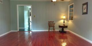 874 Hollyridge Drive Gallery 9