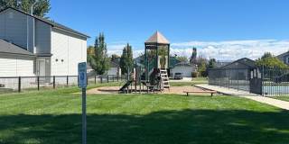 3 bedroom 2 bath home in beautiful Meridian neighborhood! 3 bedroom 2 bath home in beautiful Meridian neighborhood! Gallery 4