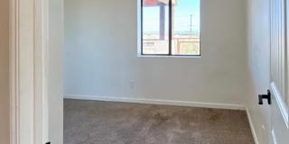 1750 W Pearce Road Gallery 29