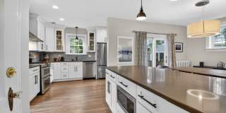 Charming 4BR/2.5BA Tudor in Prime Chevy Chase, DC! Gallery 10