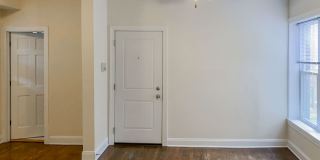 851 West Cornelia Ave. Apt. Gallery 1
