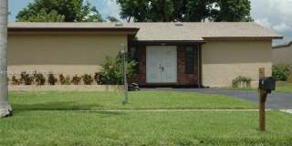 3941 NW 115th Ter 3941 NW 115th Ter Gallery 1