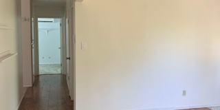 Updated 3-Bedroom Home Near Chestnut Park-$500 Off First Month's Rent Gallery 10