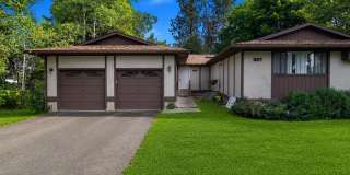 Spacious 4-Bedroom duplex Near EWU – Cheney, WA Gallery 1