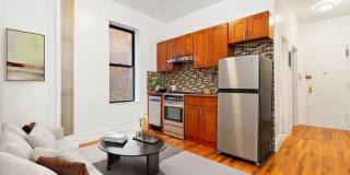 160 Waverly Place Gallery 1