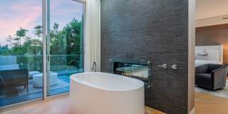 721 N Vista St Gallery 46