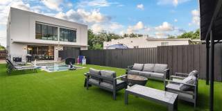 410 NW 52nd St Gallery 7