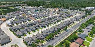 Newly Constructed, 4 BR / 3 BA Home - 2 Car Garage - Pool - Close to Mueller Gallery 33