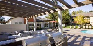 Eaves Fremont Gallery 18