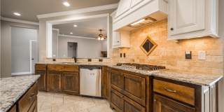 6101 W Woodbine Drive Gallery 15