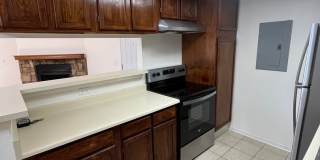 3 Bed 2 Bath Updated Unit in Robinwood Gallery 7