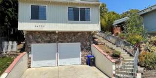 Newly Renovated 4BR / 2.5BA Home with Partial Bay Views. Gallery 1