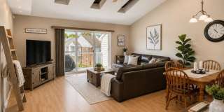 270 Tulip Lane Gallery 4