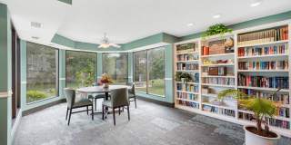 Victoria Place Gallery 21