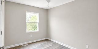 Renovated Townhome in Chesapeake Gallery 18