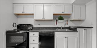 Edgewood Court Gallery 4