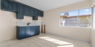 2204 S 15th Street Gallery 8