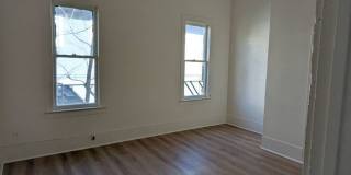 Pet friendly, downtown duplex Gallery 7