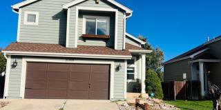 4BR Fountain Beauty! Finished Basement, Fire Pit, RV Parking & More! Gallery 1