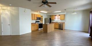 3 bed 2.5 bath 3 bed 2.5 bath Gallery 44