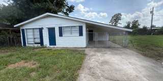 Remodeled 3 bedrooms 1.5 bath home in the Ready to Move-in! Gallery 1