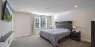 10864 FOXTROT Circle Gallery 12