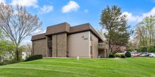 8511 BARRINGTON Court Gallery 4
