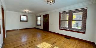 $0 DEPOSIT OPTION, NEW PAINT, TRADITIONAL BRICK HOME, WALKING DISTANCE TO DU!! LARGE BACKYARD, DETACHED GARAGE AND OFF-STREET PARKING!!! Gallery 7